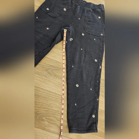 MWL Airyterry Floral Embroidered Tapered Sweatpants: Stitched-Pocket Edition M - Picture 8 of 10